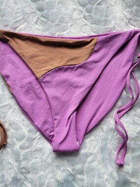L*Space Bikini Bottom Women's  Large Swim Purple Dani  String Swimwear  NWOT